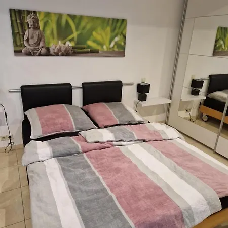 アパート Ni Va Li *